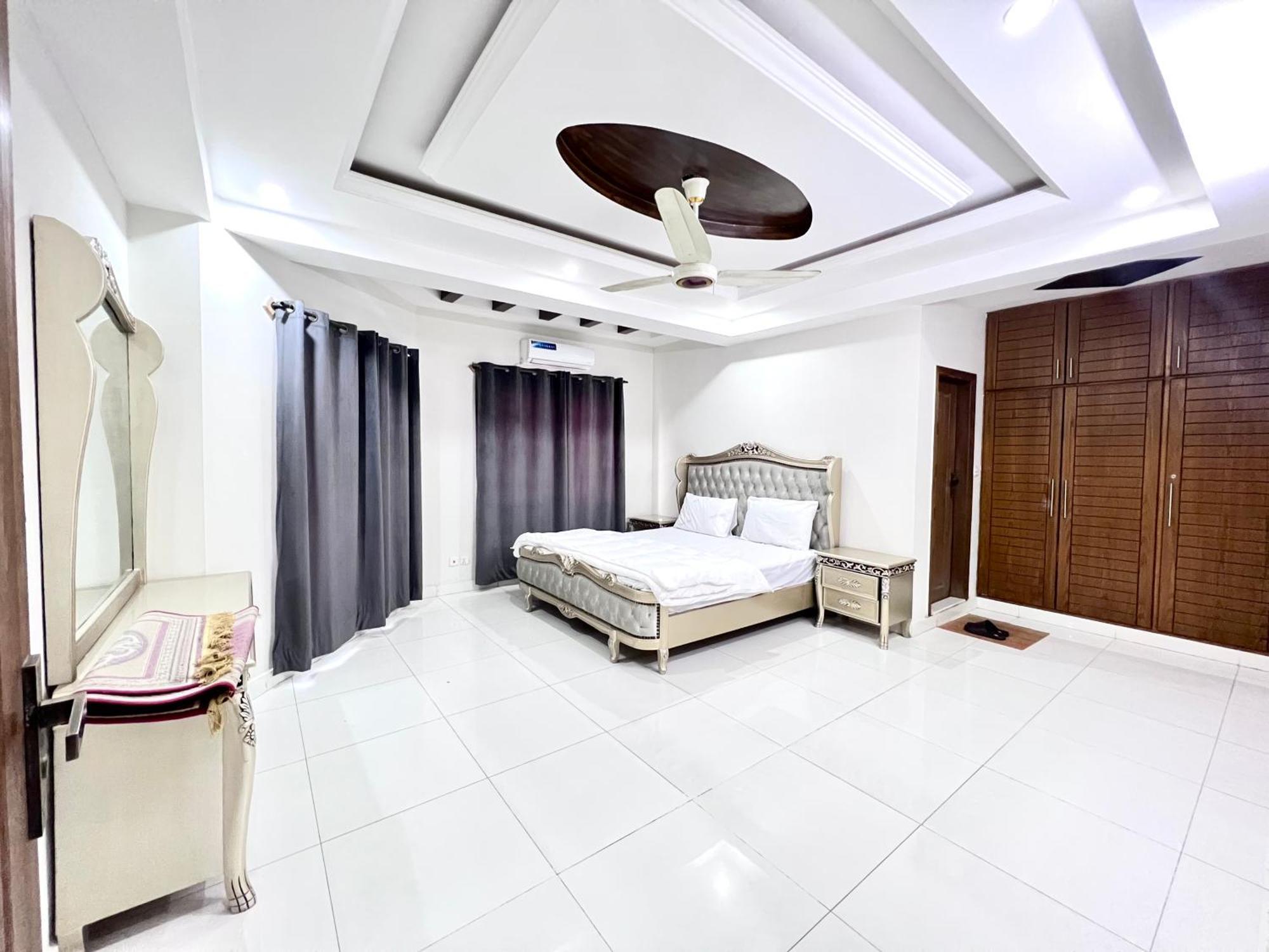 Luxury Apartment Hotel اسلام اباد المظهر الخارجي الصورة