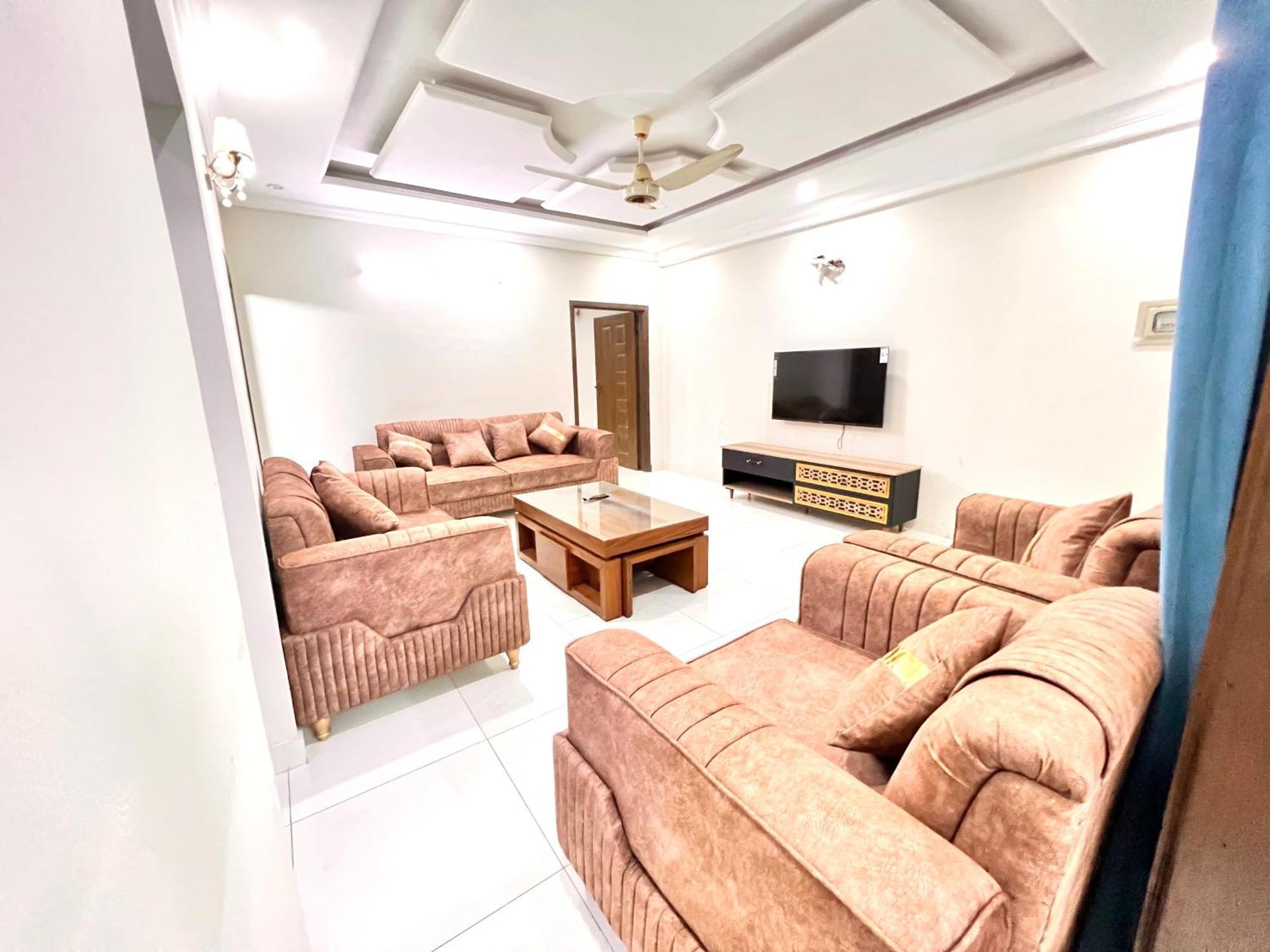 Luxury Apartment Hotel اسلام اباد المظهر الخارجي الصورة